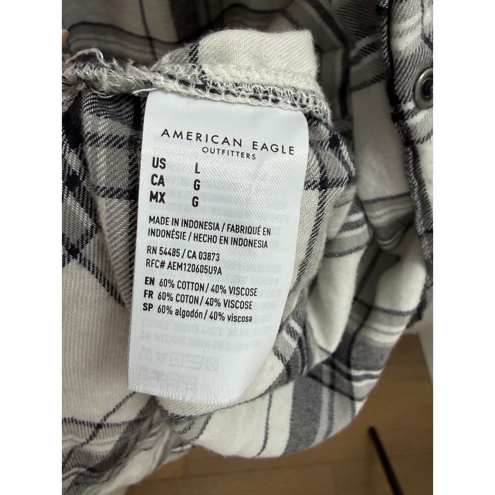 Lot of 3 Women’s American Eagle Flannel Button Up Shirts L Large - Picture 10 of 11